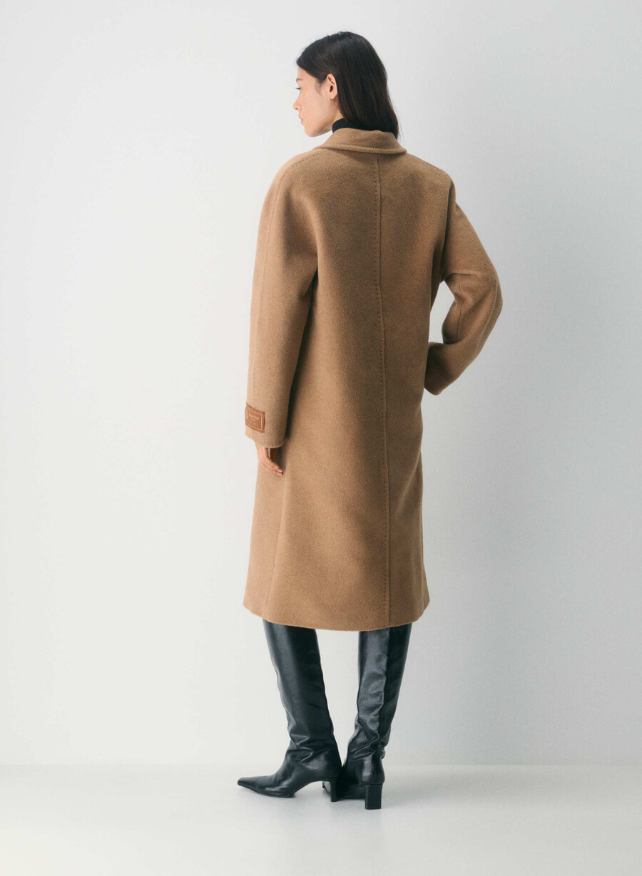 der neue slouch mantel – rekamelwolle kakao-sand