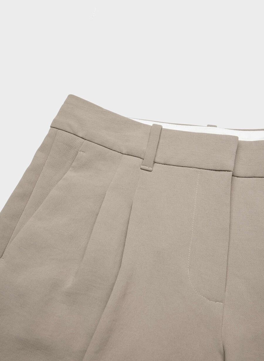 die mühelose hose mit niedrigem bund – crepette nomad taupe