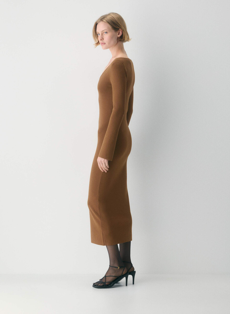 moore kleid schokoladenbraun