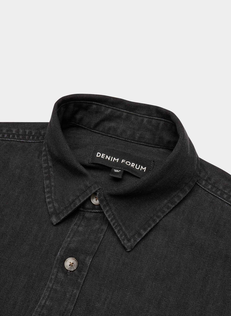 denim forum das bequeme jeanshemd aus den 80ern schwarzer eyeliner