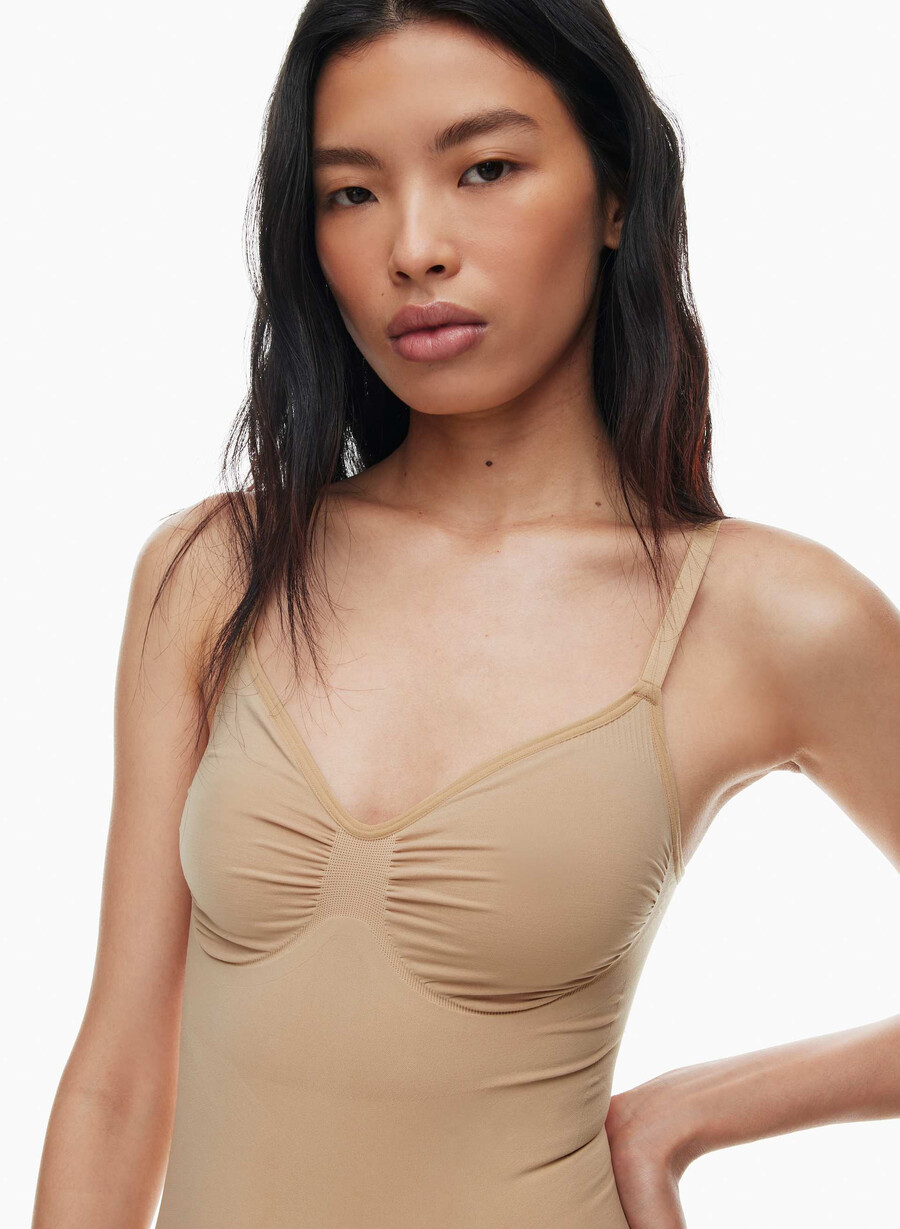 shapeenhance nahtloser ganzkörper-body mit po-formung farbe soft tan