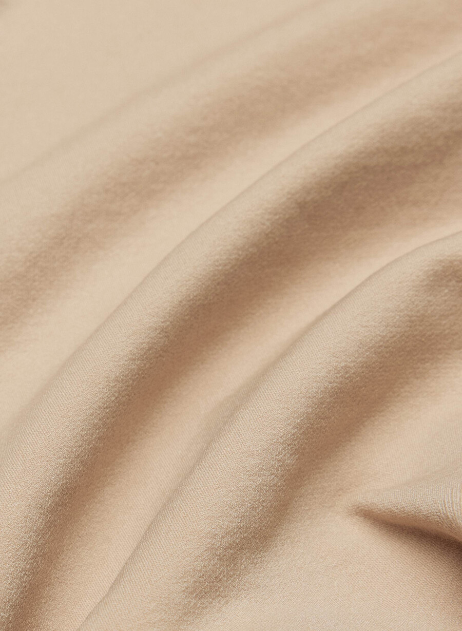 shapeenhance nahtloser ganzkörper-body mit po-formung farbe soft tan