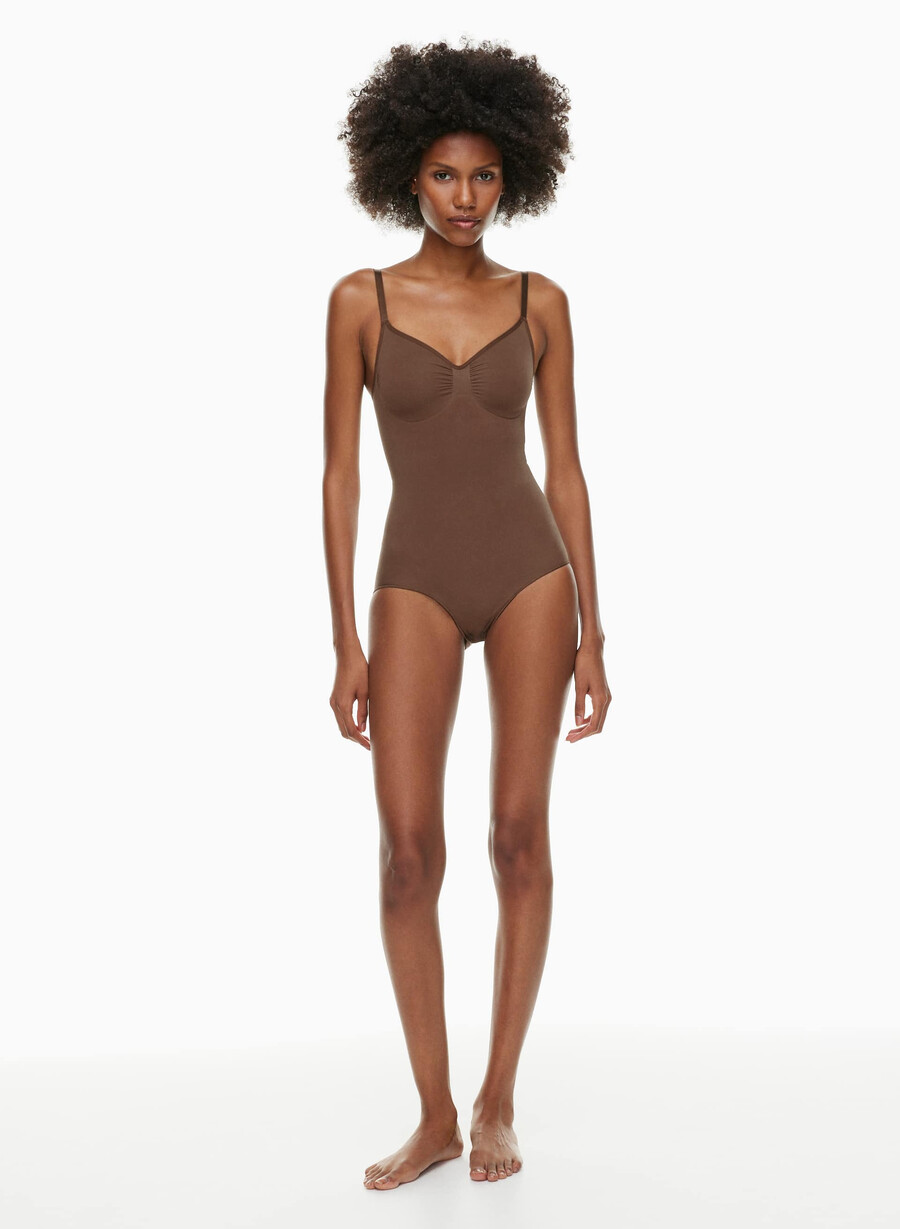 shapeenhance nahtloser body mit vollem po-bereich farbe kakaobohne