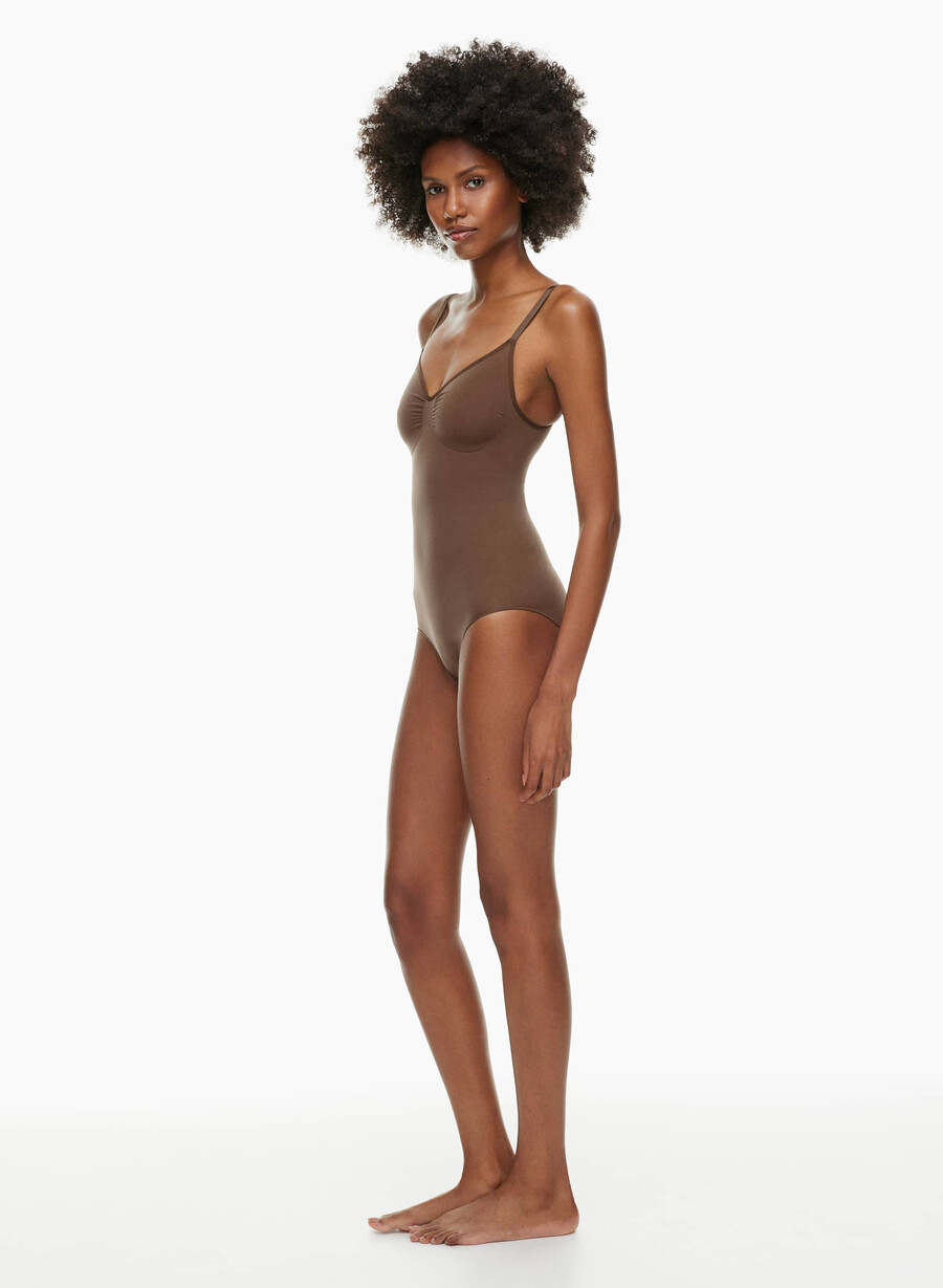 shapeenhance nahtloser body mit vollem po-bereich farbe kakaobohne