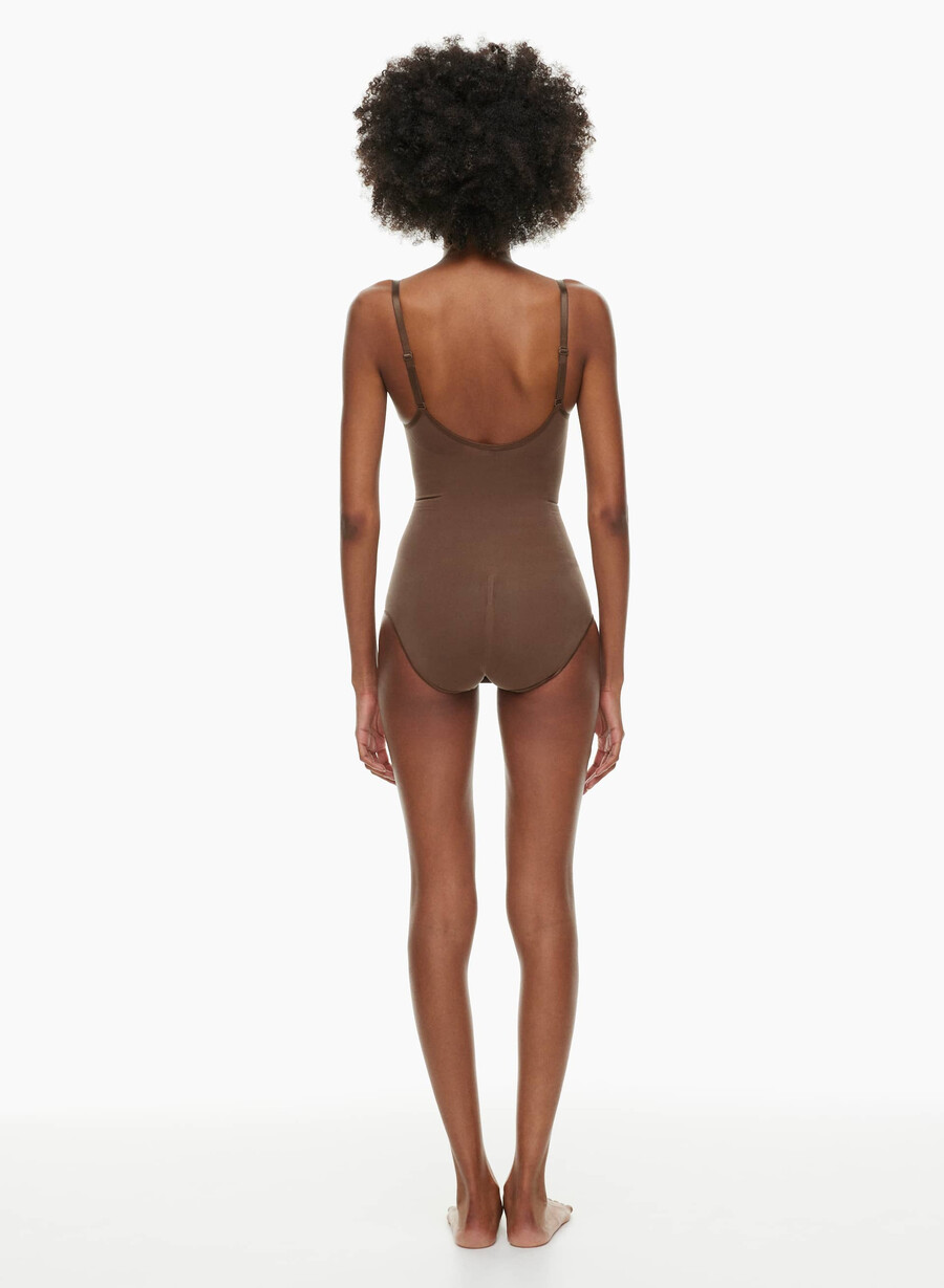 shapeenhance nahtloser body mit vollem po-bereich farbe kakaobohne