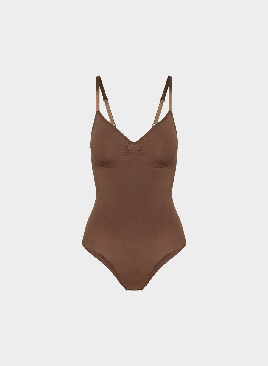 shapeenhance nahtloser body mit vollem po-bereich farbe kakaobohne