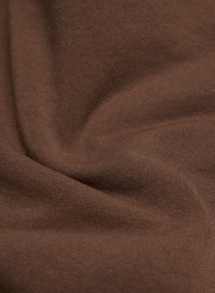 shapeenhance string-body in kakaobohnenfarbe