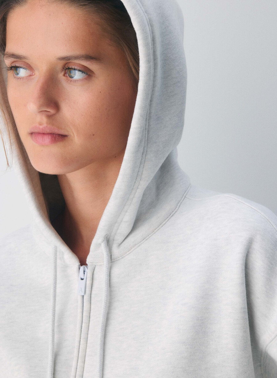 gemütlicher boyfriend-hoodie aus sweatfleece mit kastenförmigem schnitt und reißverschluss heather cloud white