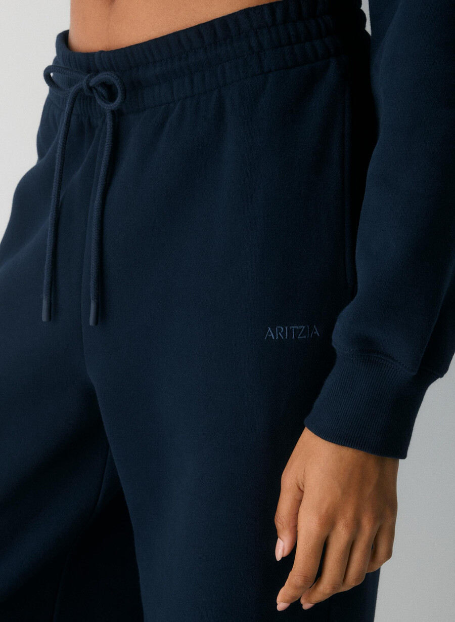 gemütliche boyfriend-sweatpants aus sweatfleece mit weitem schnitt admiral