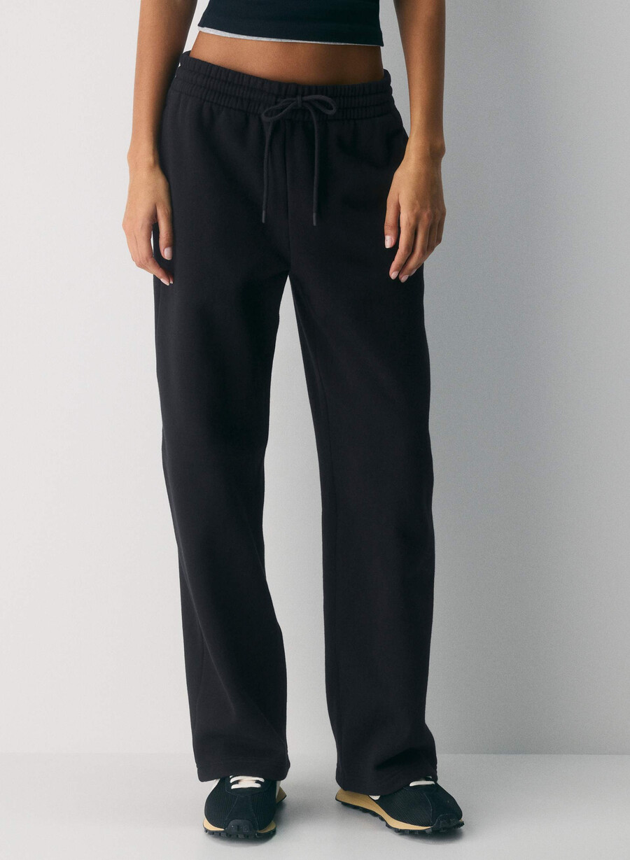 gemütliche boyfriend-sweatpants aus sweatfleece weit geschnitten schwarz