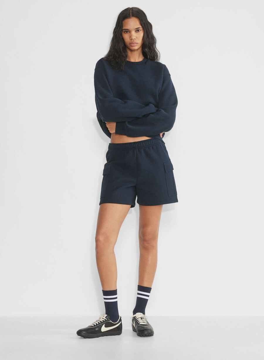 kuschelige sweatfleece mega cargo mid-thigh shorts admiral