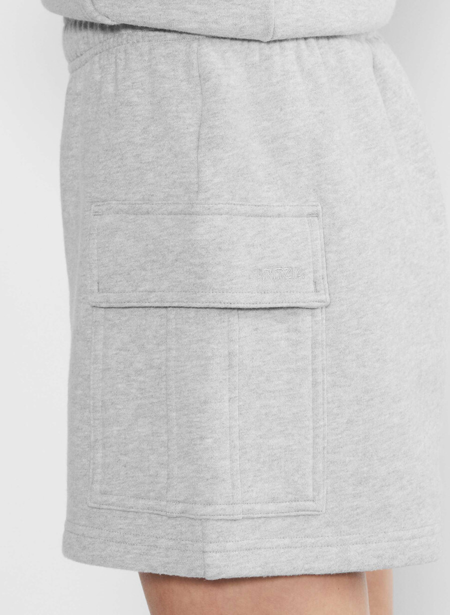 kuschelige sweatfleece mega cargo mid-thigh shorts heather chrome