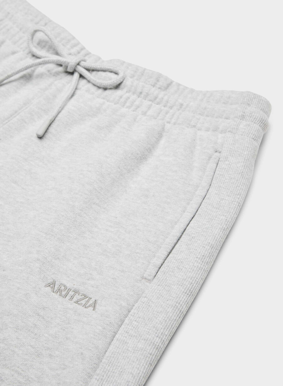 kuschelige boyfriend-shorts aus sweatfleece mittellang bis zum oberschenkel heather chrome