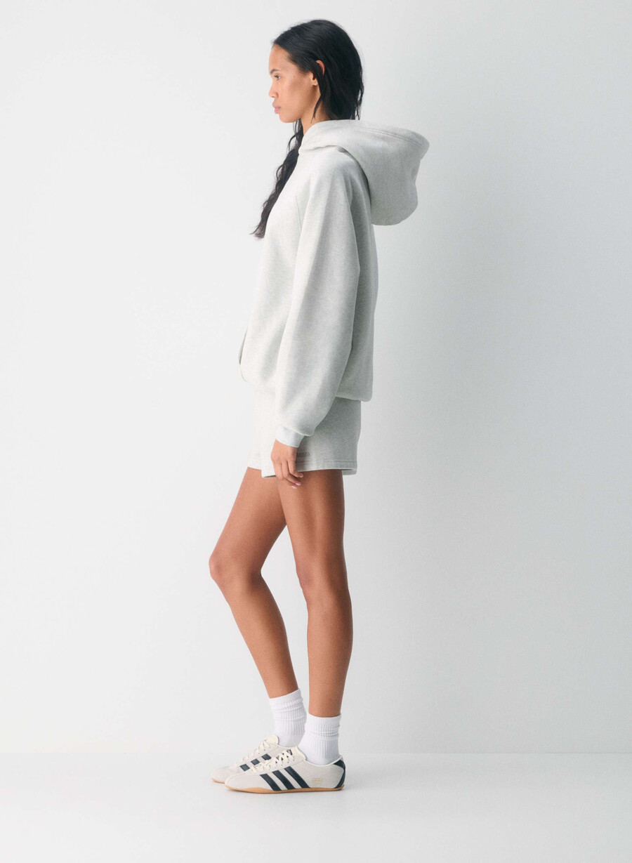 kuschelige sweatfleece-minishorts mit hohem bund farbe heather cloud white