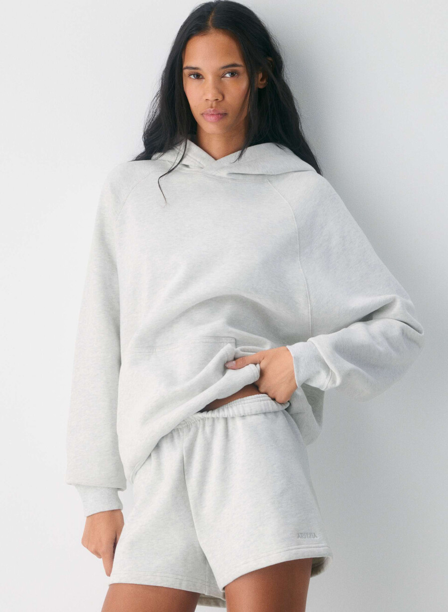 kuschelige sweatfleece-minishorts mit hohem bund farbe heather cloud white