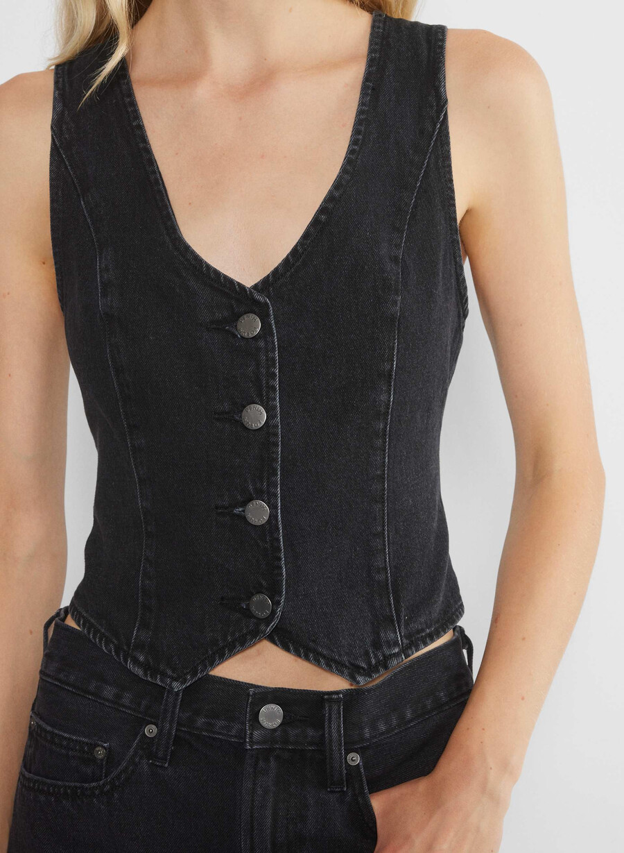 denim forum die 90er mia jeansweste schwarzer eyeliner