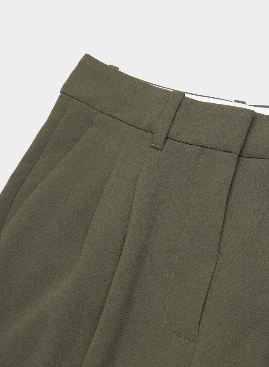 die mühelose hose curve-fit - crepette dunkeloliv