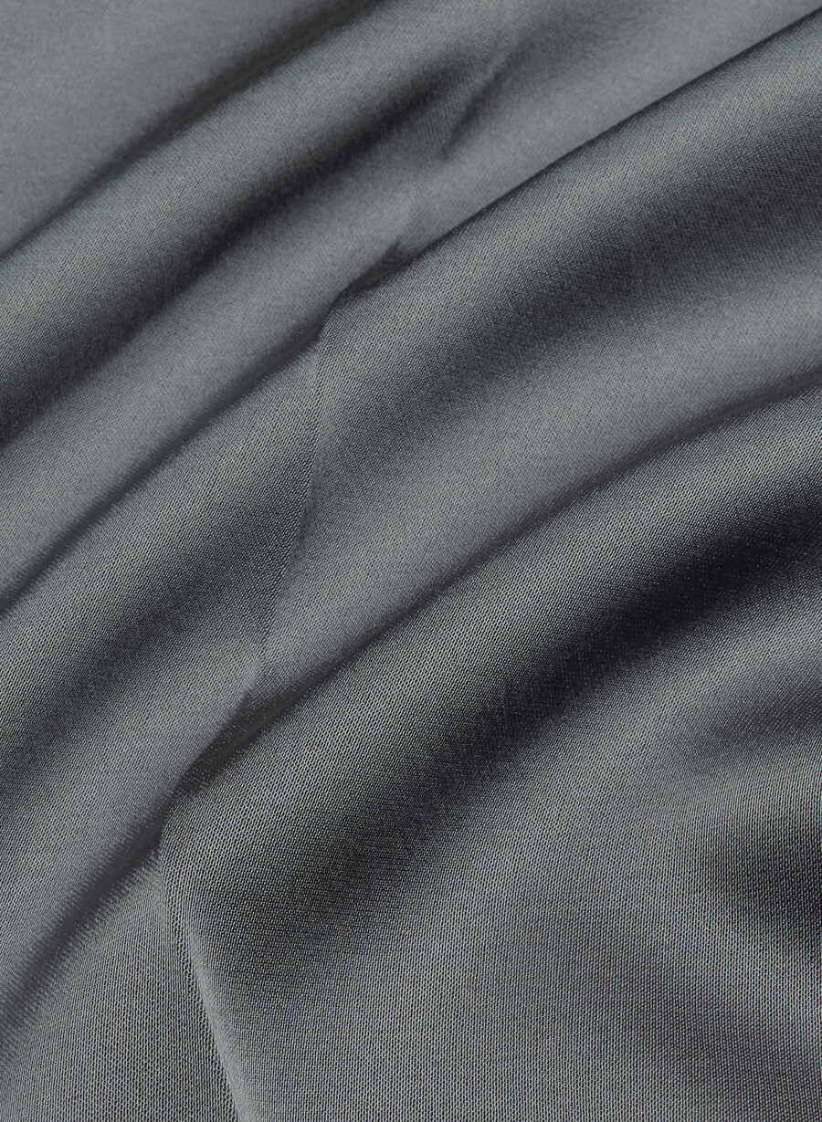 die mühelose hose satin kohlegrau