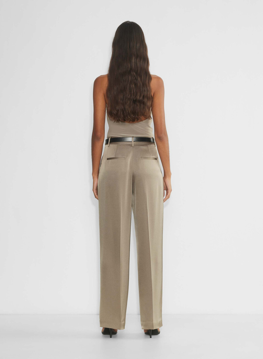 die mühelose hose satin nomad taupe