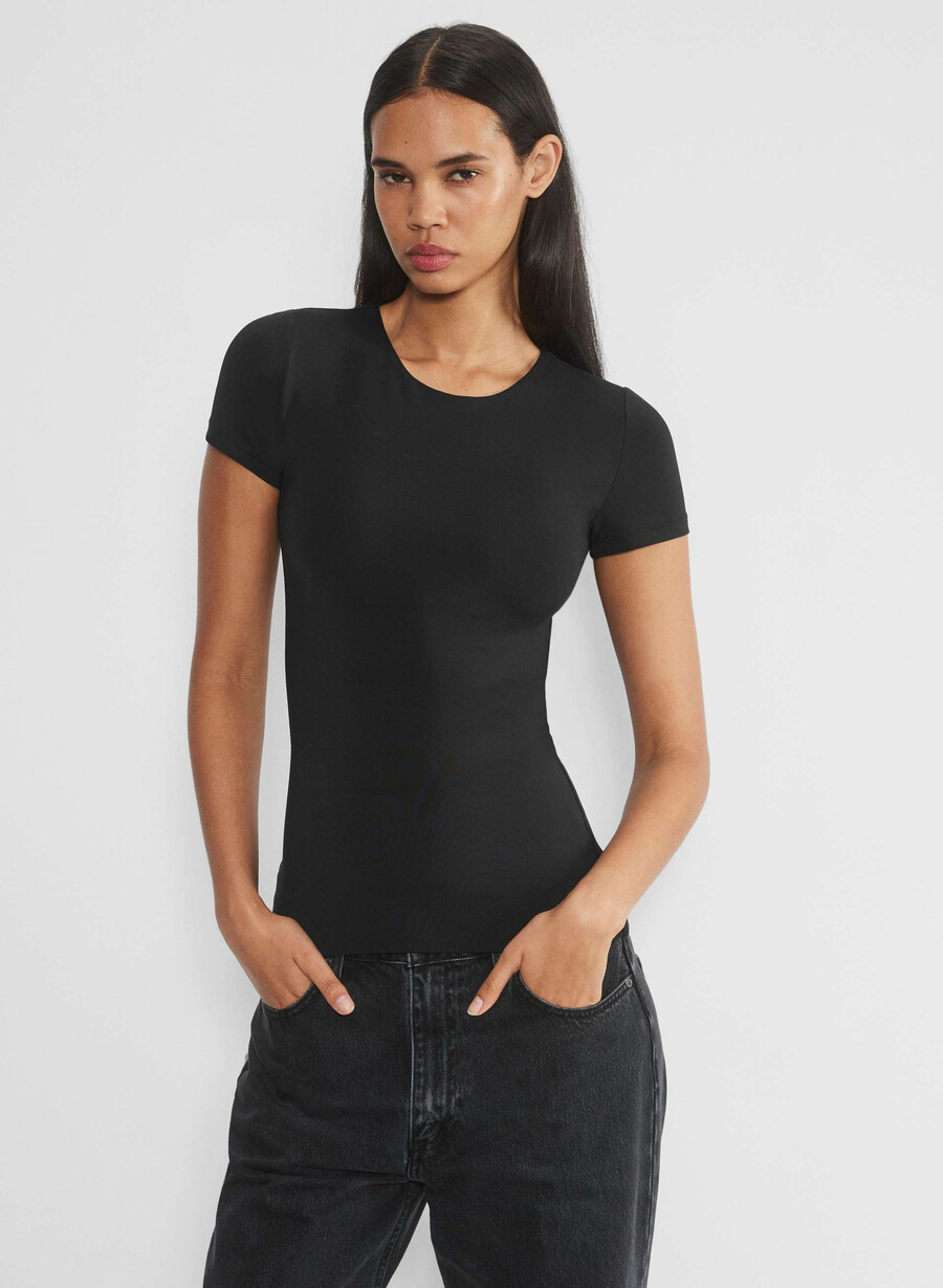original contour crew hip t-shirt schwarz