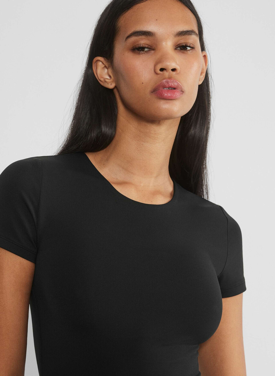 original contour crew hip t-shirt schwarz