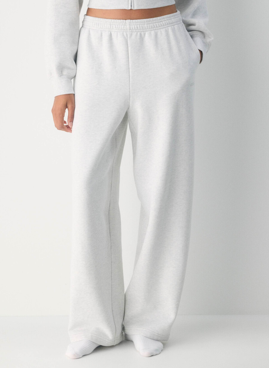 gemütliche boyfriend-sweatpant aus sweatfleece meliertes weiß