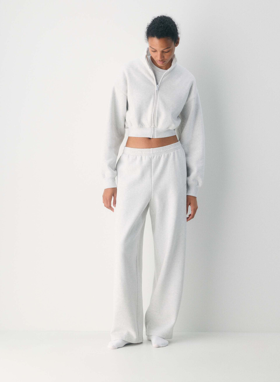 gemütliche boyfriend-sweatpant aus sweatfleece meliertes weiß