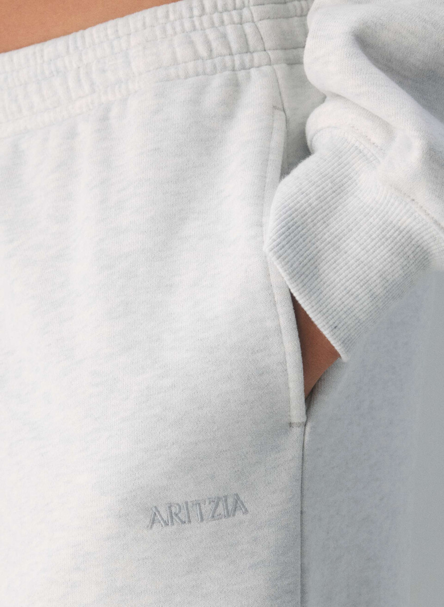 gemütliche boyfriend-sweatpant aus sweatfleece meliertes weiß