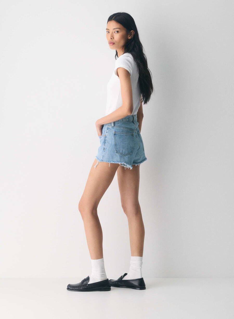 denim forum die vintage-jeansshorts aus den 90ern mit abgeschnittenen kanten 7 yrs bleu taboo