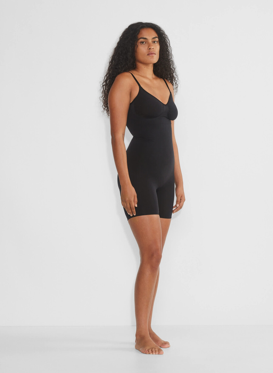 shapeenhance nahtloser body mit mittellangem oberschenkel toasty