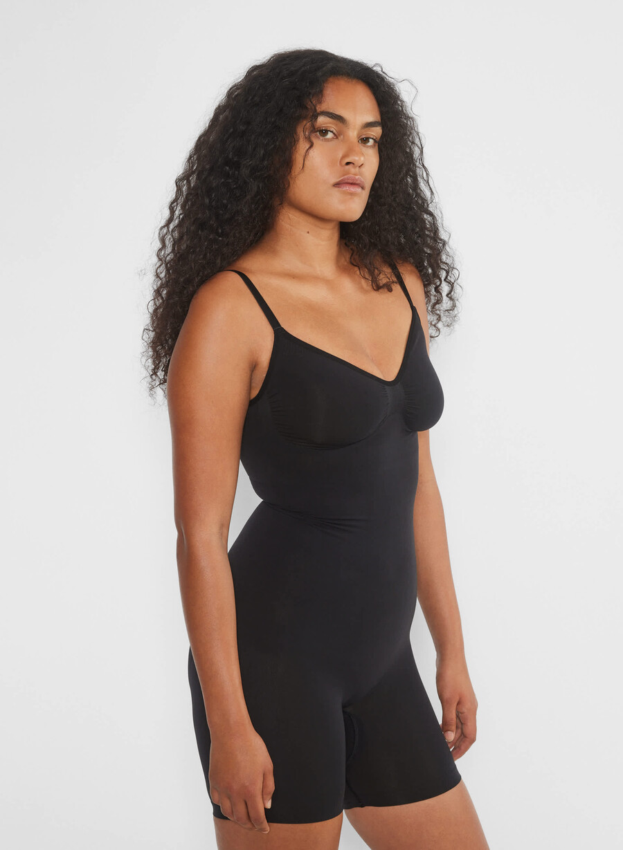 shapeenhance nahtloser body mit mittellangem oberschenkel toasty