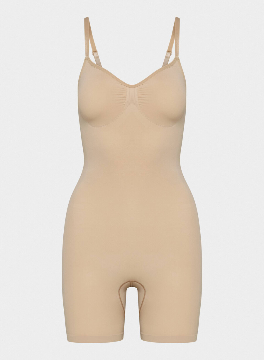 shapeenhance nahtloser body bis zur mitte des oberschenkels farbe soft tan