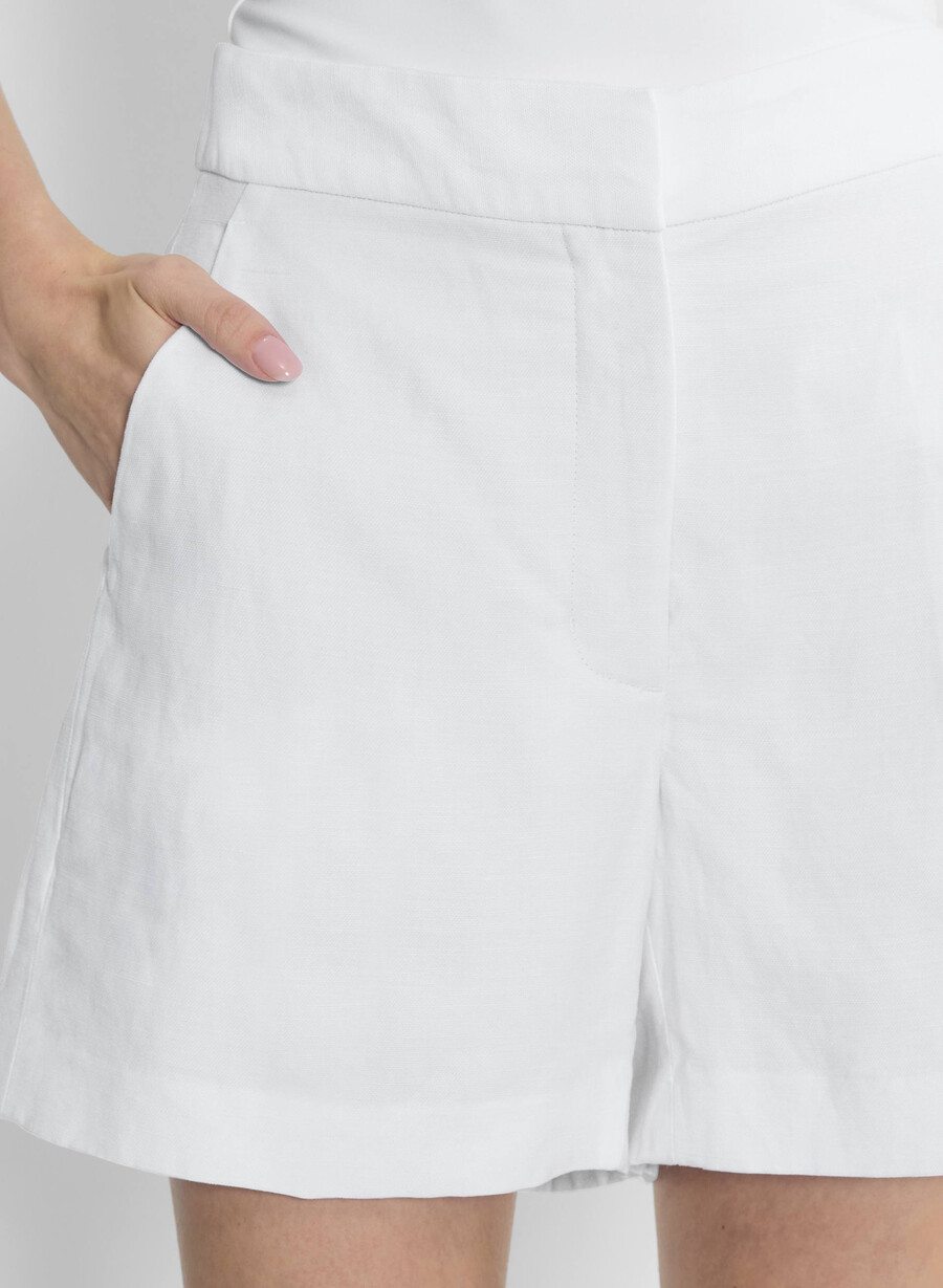 limitless short mid-thigh - cruiselinen weiss