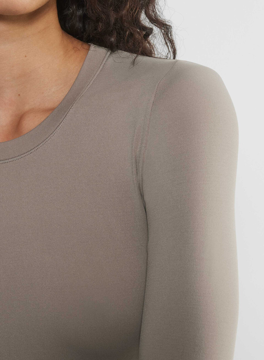 glattes nahtloses willow hüft-langarmshirt nomad taupe