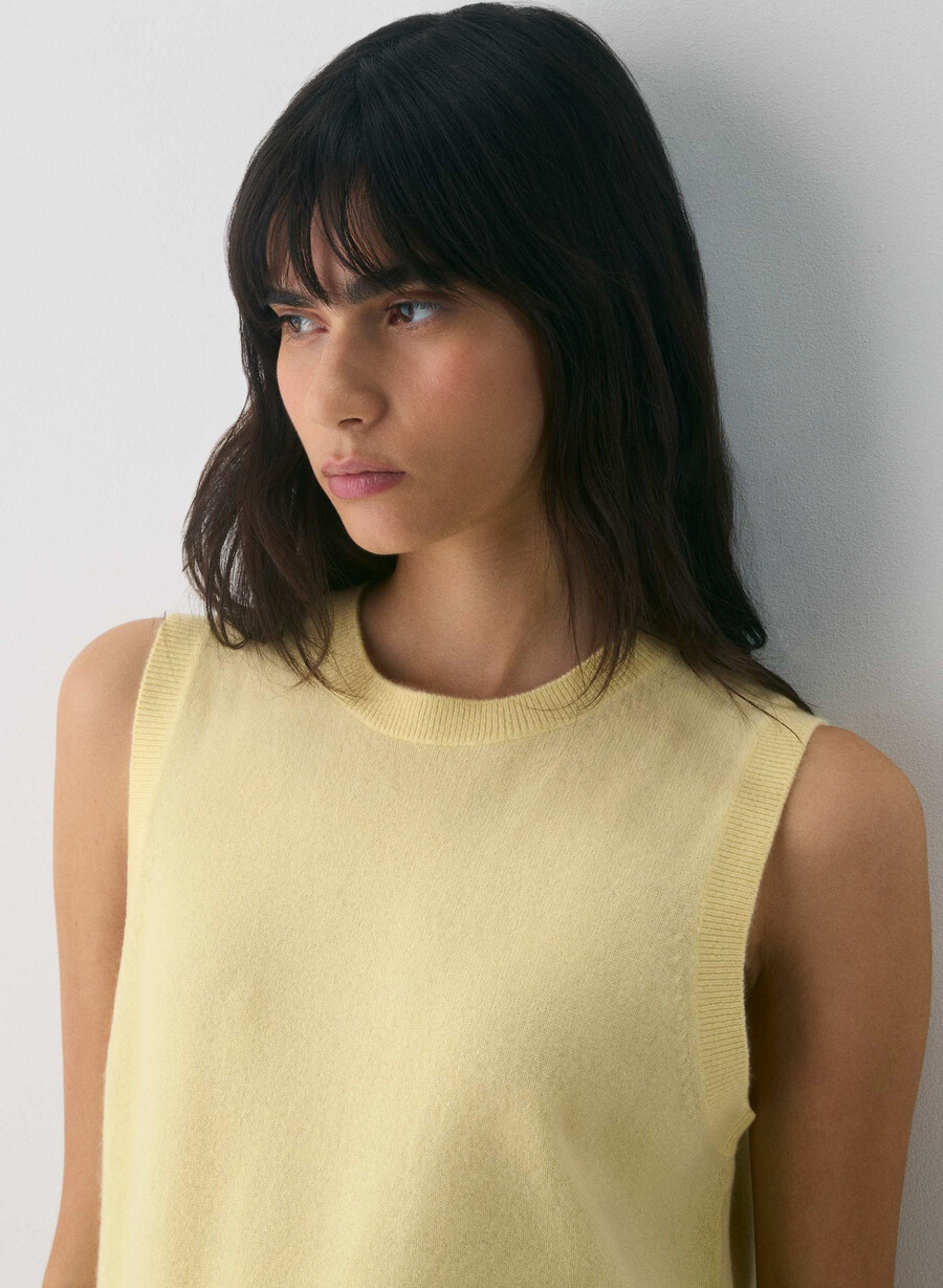 kaschmir-monogramm-strickweste lemonade