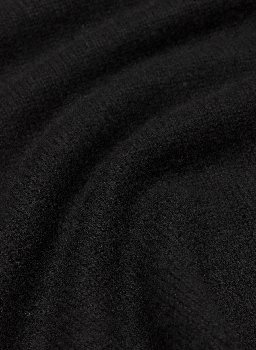 plüschiger kaschmir-oversize-pullover mit rundhalsausschnitt schwarz