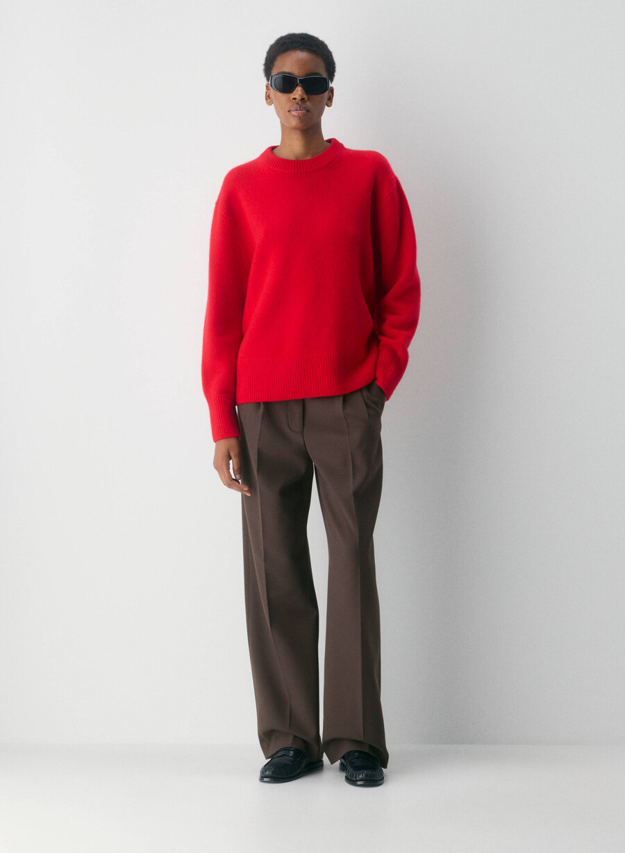 plüschiger kaschmirpullover in oversize-länge leuchtend rot