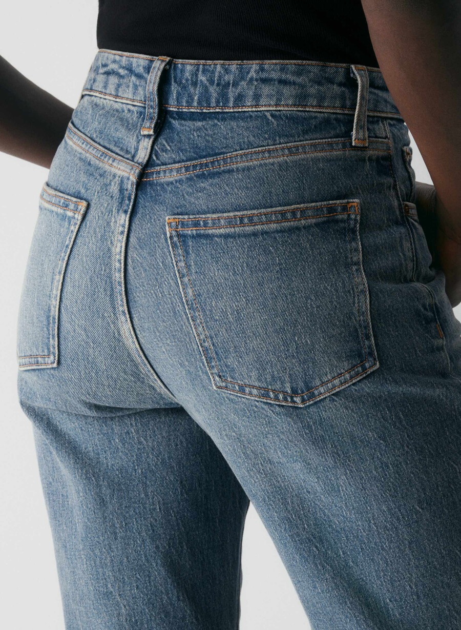 denim forum remy curve-fit hi-rise wide jeans vintage medium blue