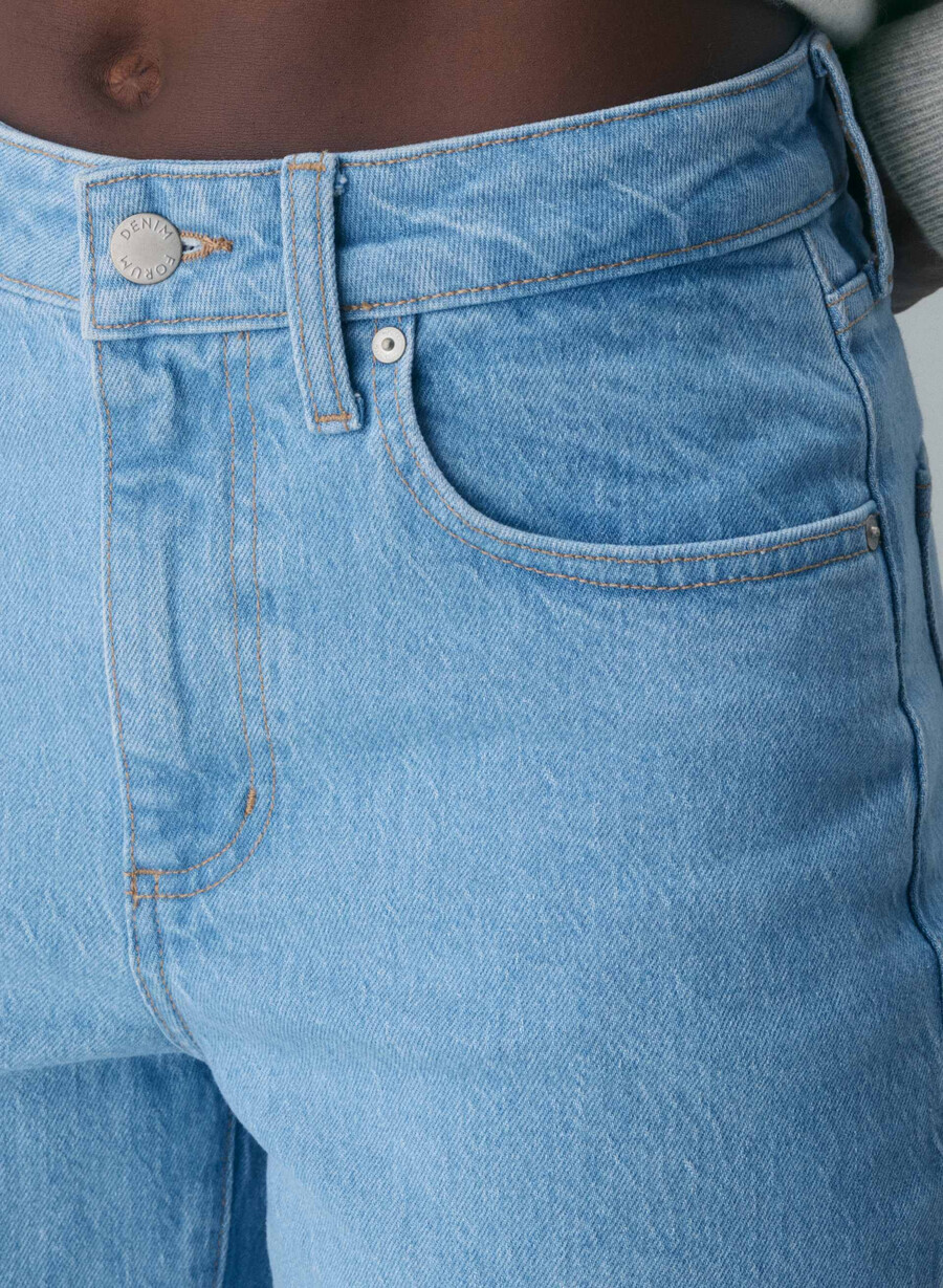 denim forum remy curve-fit hi-rise wide jeans true super light blu