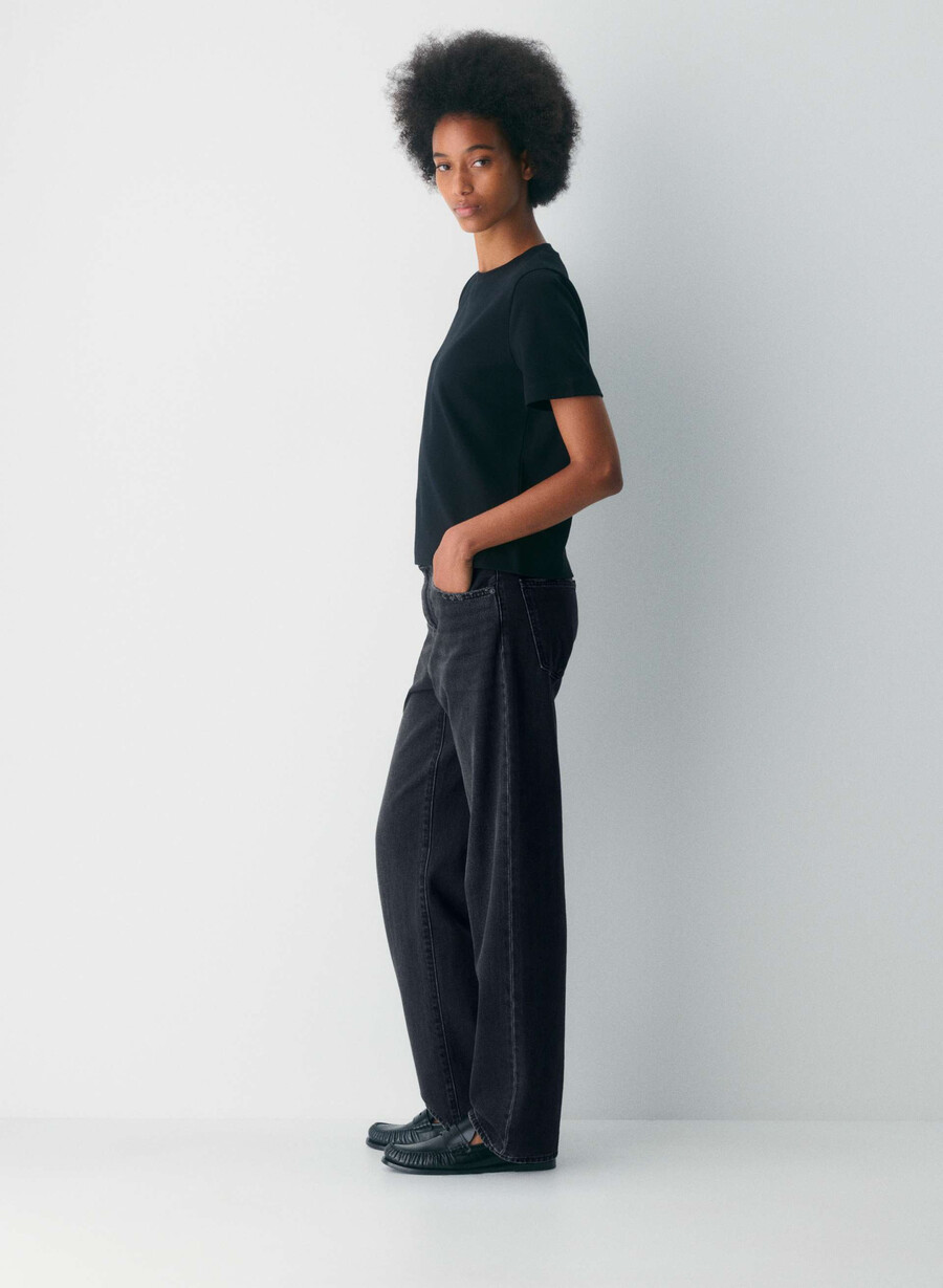 denim forum die 90er marlo hi-rise baggy jeans schwarzer eyeliner