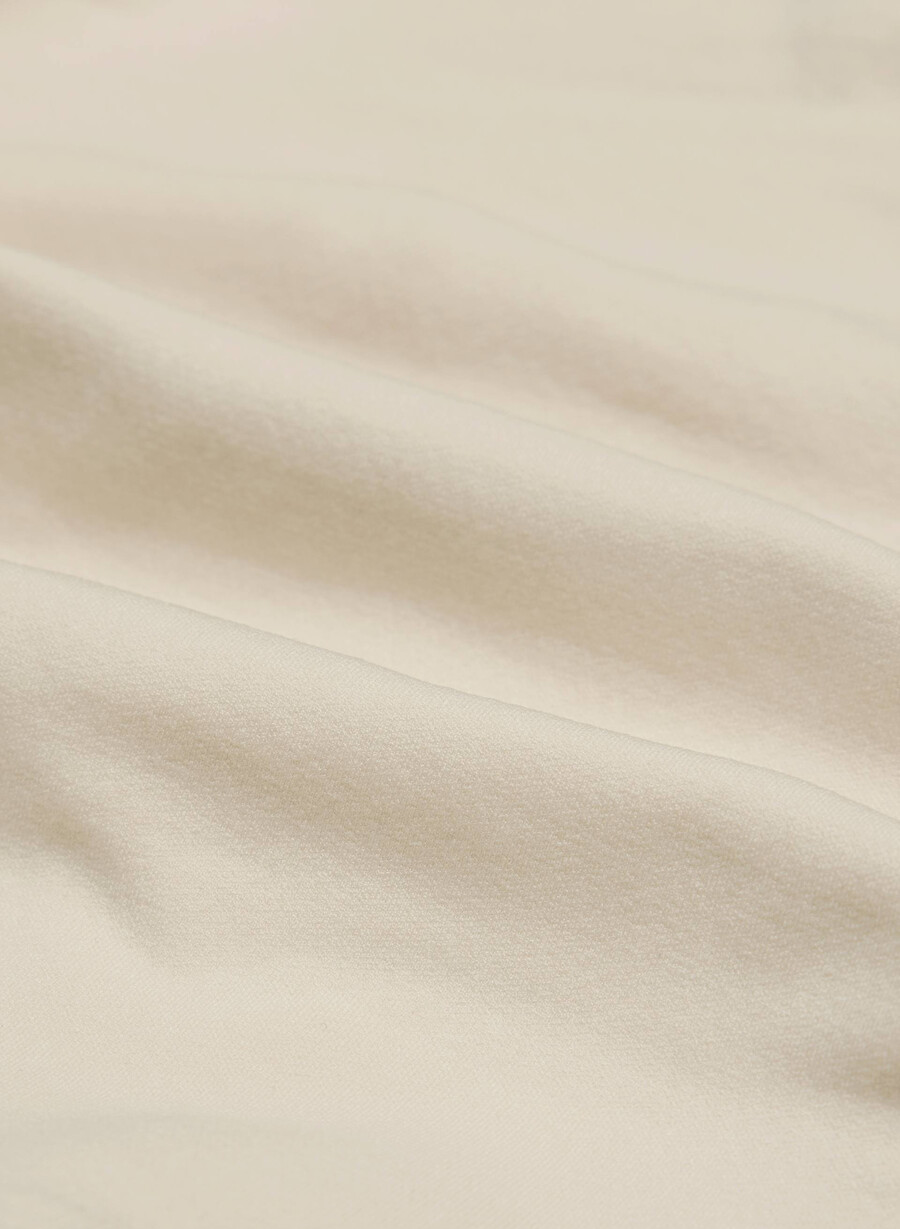 shapeenhance trägerloser jumpsuit sand
