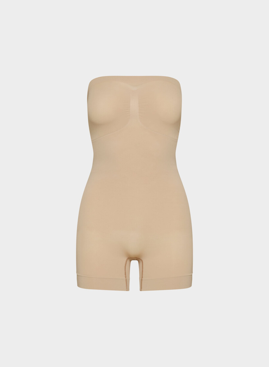shapeenhance trägerloser jumpsuit soft tan