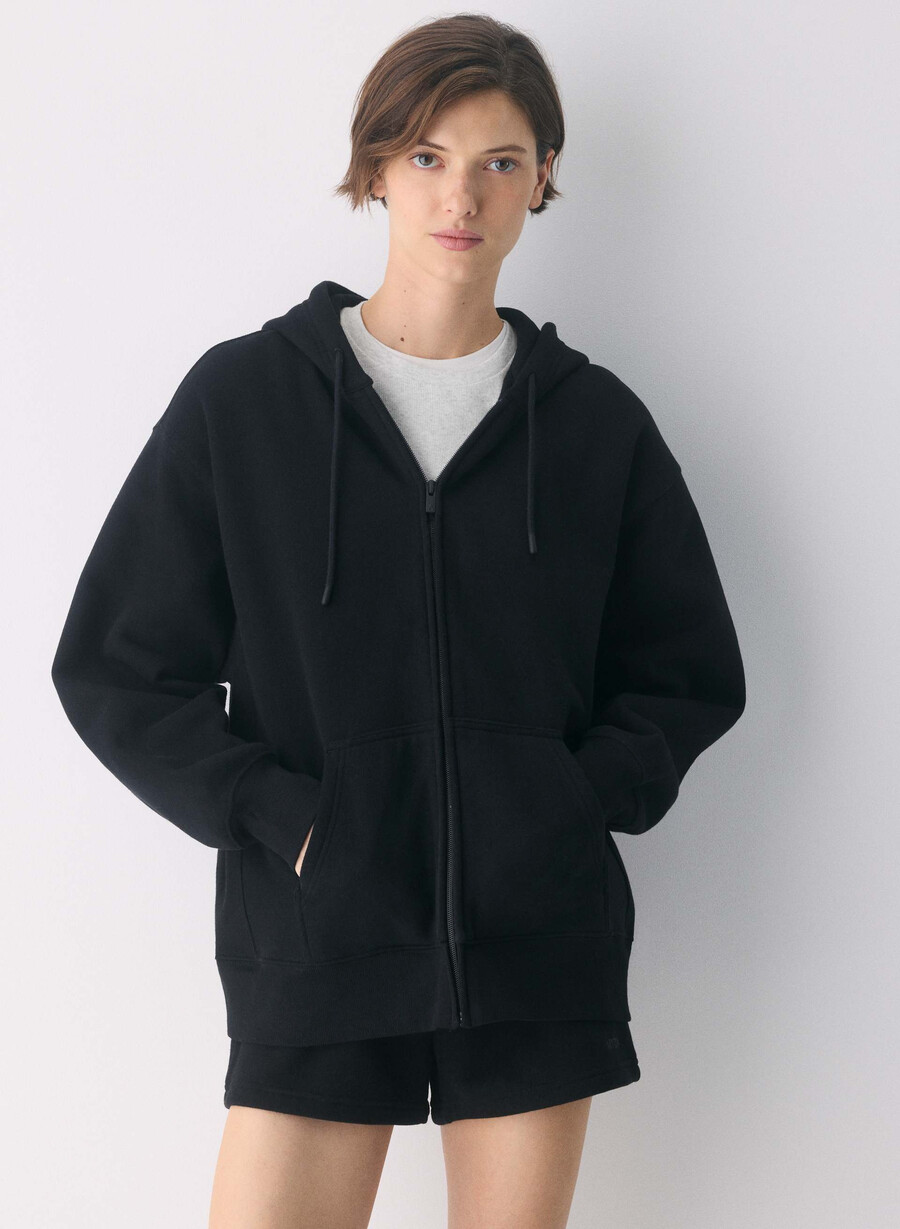 gemütlicher boyfriend-hoodie aus sweatfleece mit reißverschluss schwarz