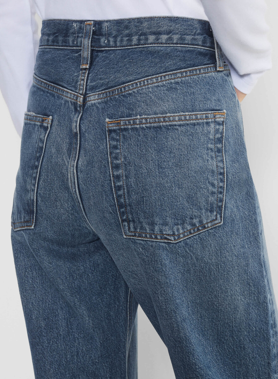 agolde kelly jean essence