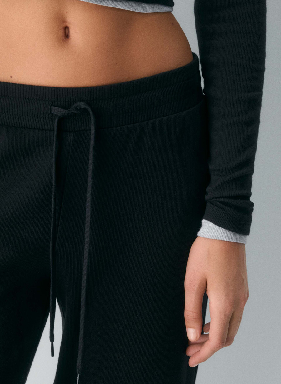 homestretch rib kickback hose schwarz