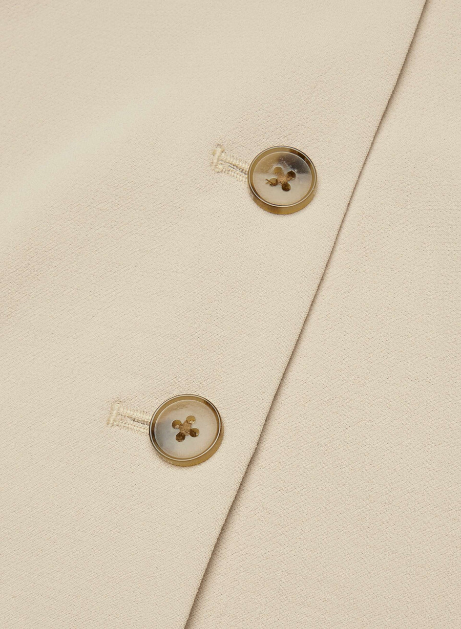 königlicher blazer – crepette marcona beige