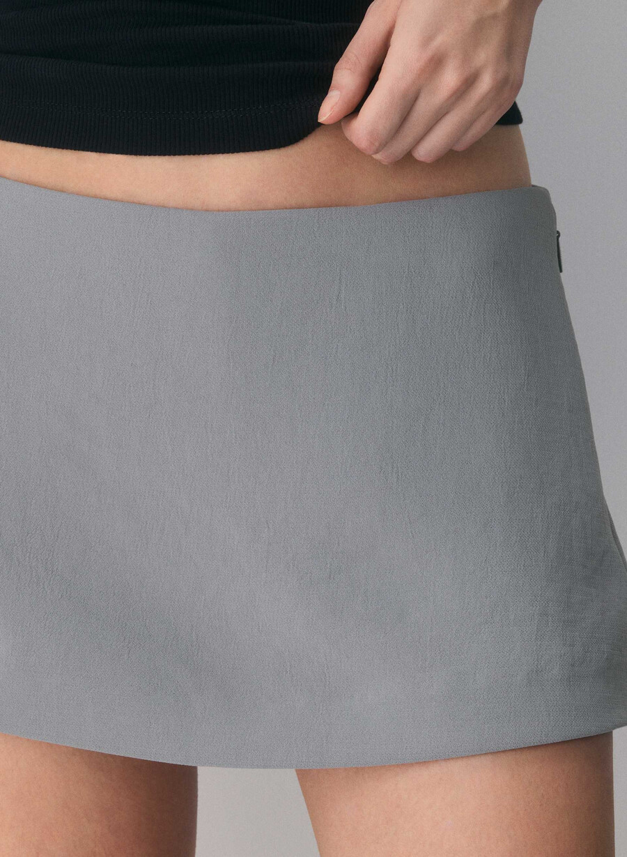 jewel skort - crepette riverstone grey