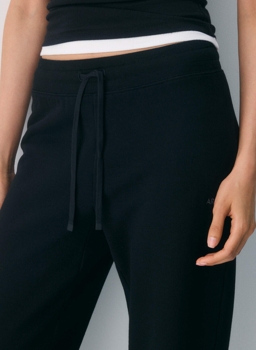 kuschelige sweatfleece-jogginghose mit perfektem bund schwarz