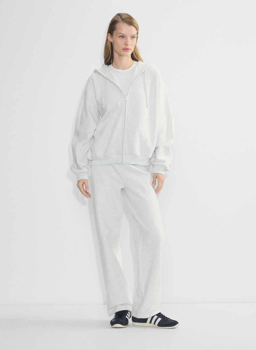 kuscheliger fleece-kapuzenpullover mit mega-reißverschluss metalles wolkenweiss