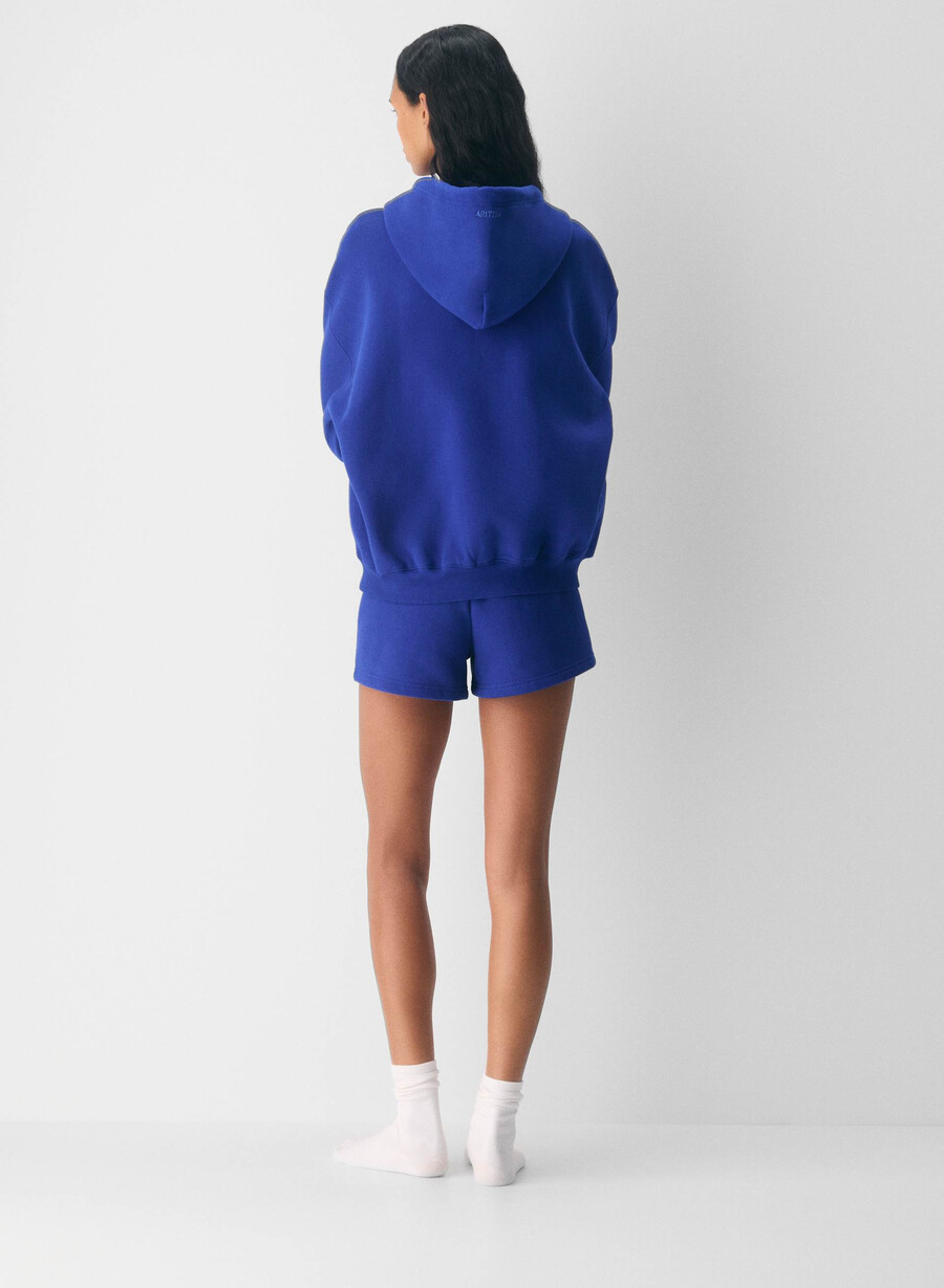 kuscheliger fleece-hoodie mit mega-reißverschluss in flammenblau